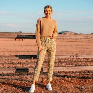 Leopard print ankle pants - Animal pattern distressed slim fit taupe color jean